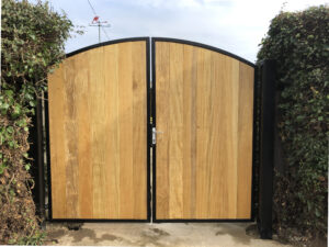 Timber Gates with Steel Frame